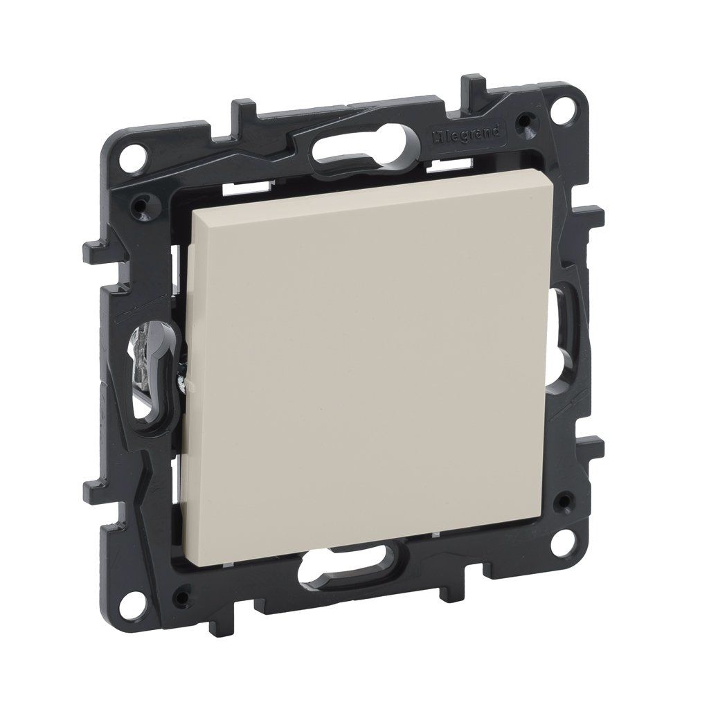 Legrand Raventi Krem Veavien 768401